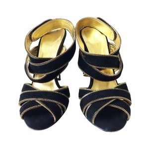 DKNY Donna Karan Black Suede Shoes Size 7.5